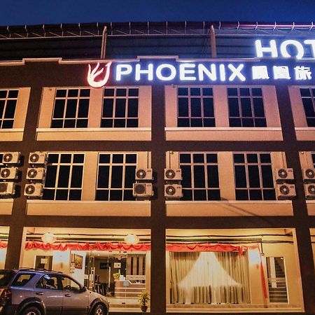 Phoenix Hotel Gua Musang Extérieur photo