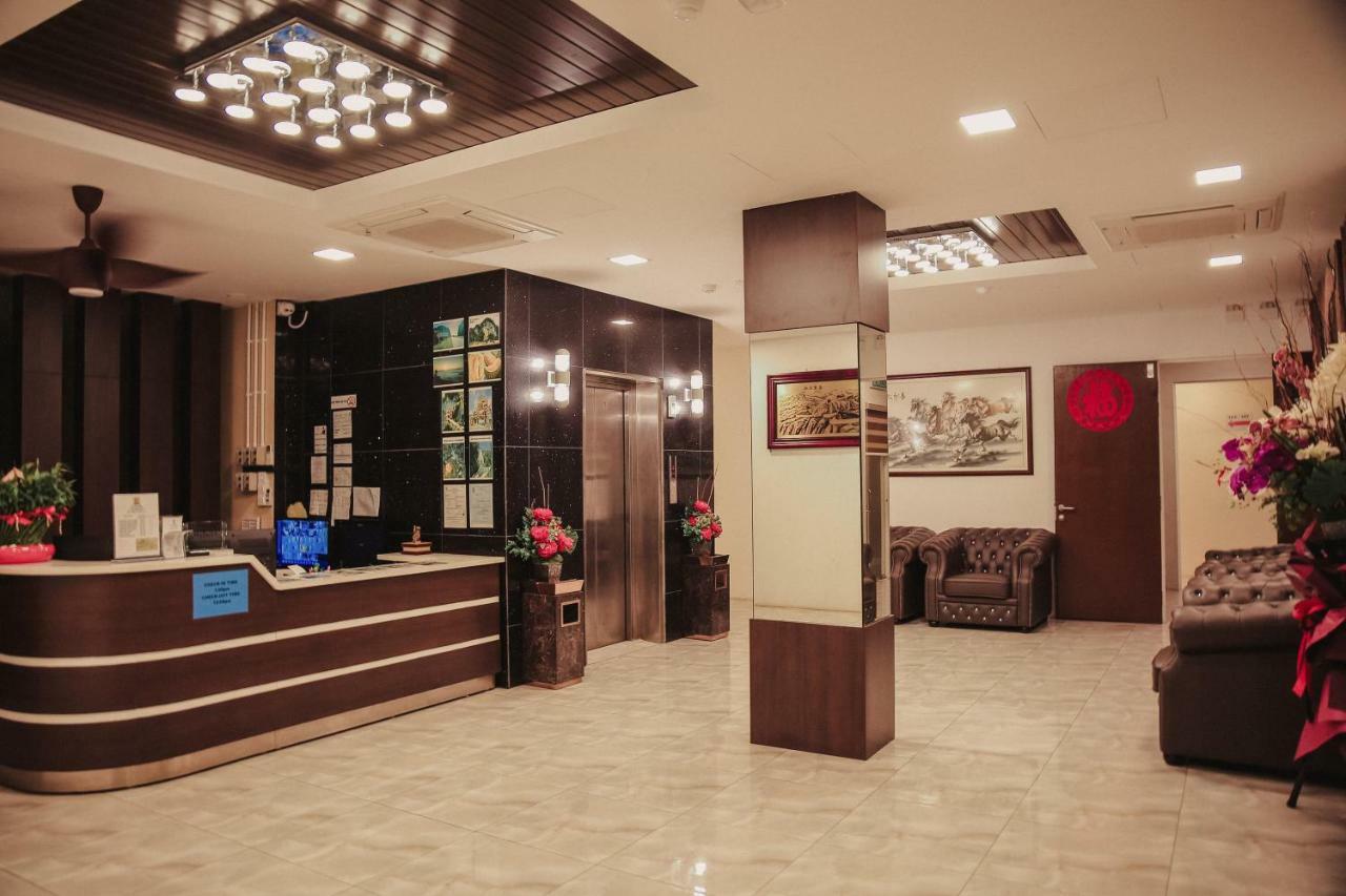 Phoenix Hotel Gua Musang Extérieur photo